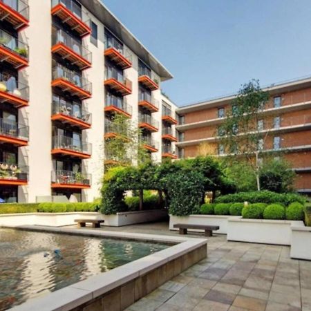 Your Riverside Home 2 With Private Balcony Londra Dış mekan fotoğraf